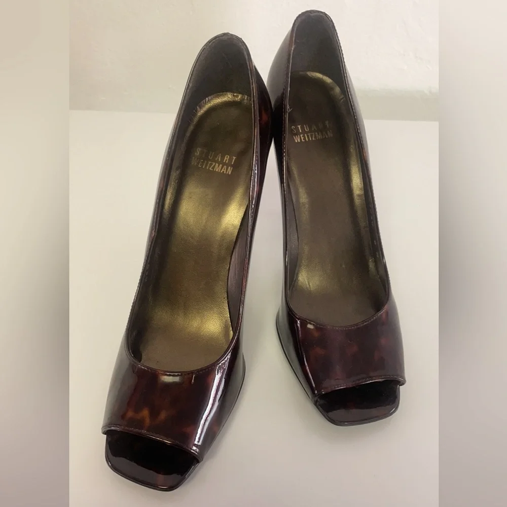 Stuart Weizmann career office square toe heels in turtoise shell size 8
